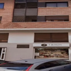 Piso en venta en calle Larra