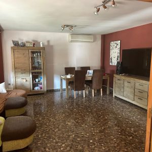 Vivienda en C/Elche L' Eliana