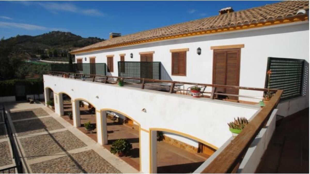 Edificio en Alcaudete , JAEN - Imagen 8