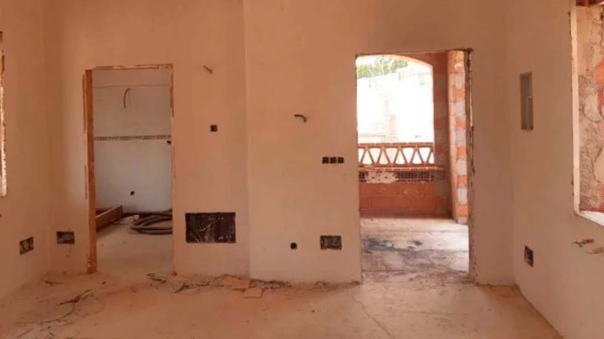 Obra parada en venta en calle Higuericas 13, Hellín (Albacete) - Imagen 4
