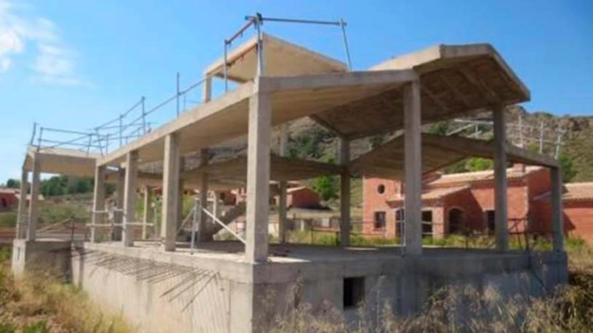 Obra parada en venta en calle Higuericas 13, Hellín (Albacete) - Imagen 10
