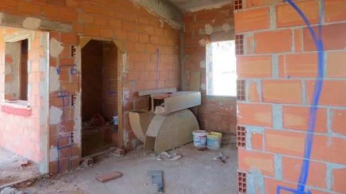 Obra parada en venta en calle Higuericas 13, Hellín (Albacete) - Imagen 12