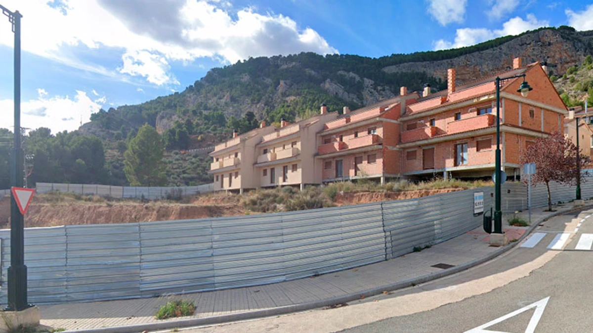 Obra parada en venta en ptda Cotes Altes, Alcoy (Alicante) - Imagen 2