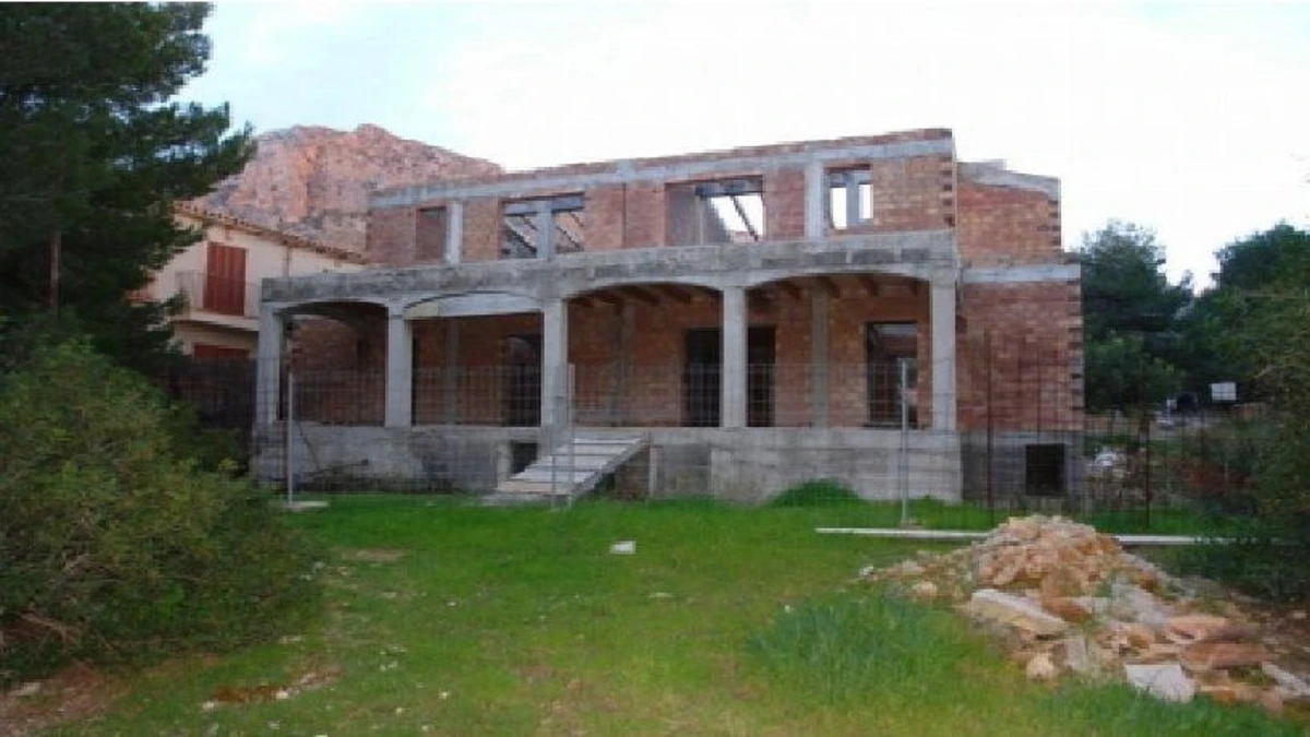 Obra parada en venta en calle Garballo S/n, Artà (Islas Baleares)