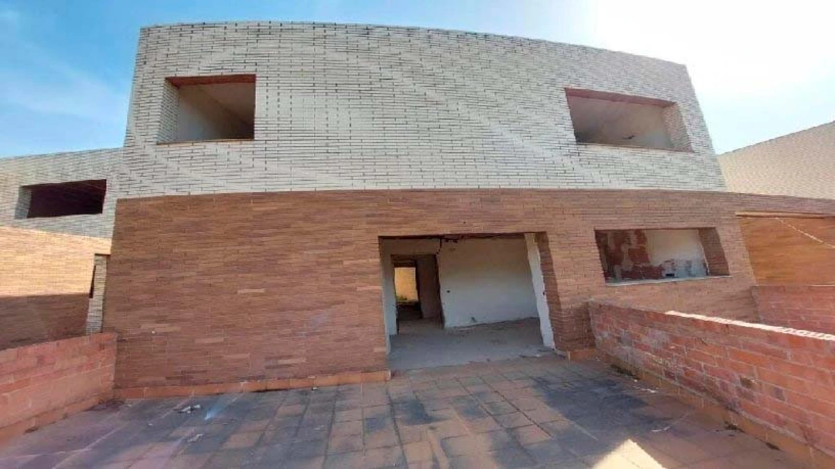 Obra parada en venta en calle Boria de la, Sant Quintí de Mediona (Barcelona)
