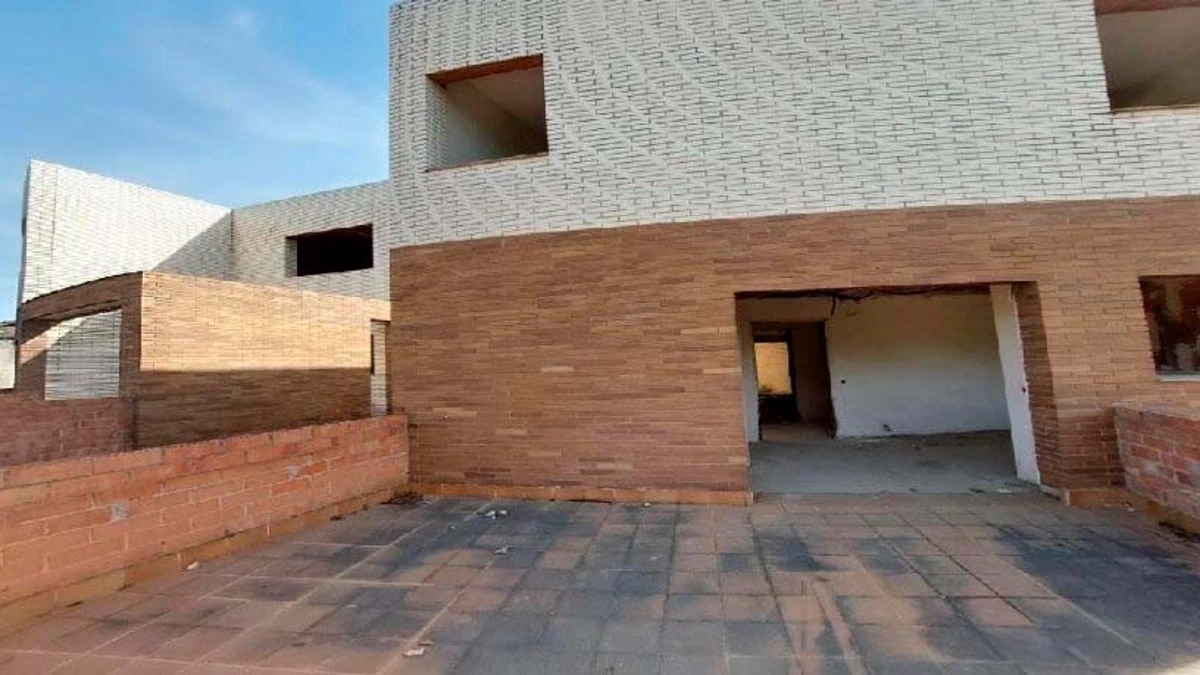 Obra parada en venta en calle Boria de la, Sant Quintí de Mediona (Barcelona) - Imagen 2