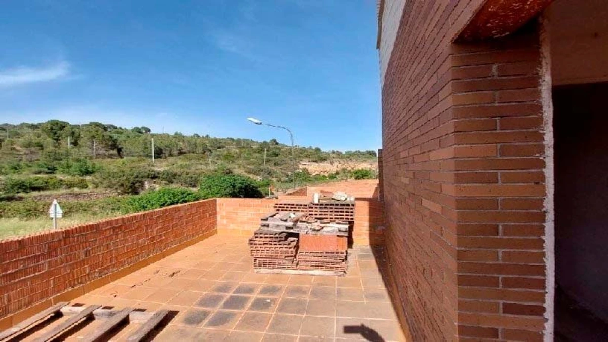 Obra parada en venta en calle Boria de la, Sant Quintí de Mediona (Barcelona) - Imagen 4