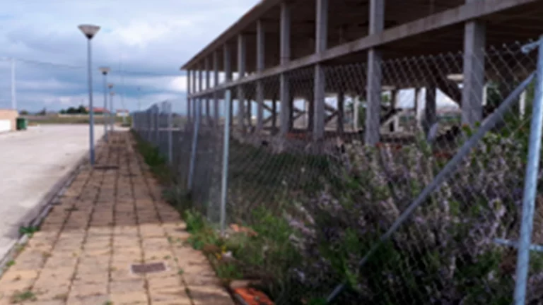 Obra parada en venta en calle Carretera, Morales de Toro (Zamora)