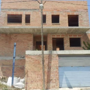 Obra parada en venta en calle De los Rosales, Pontons (Barcelona)