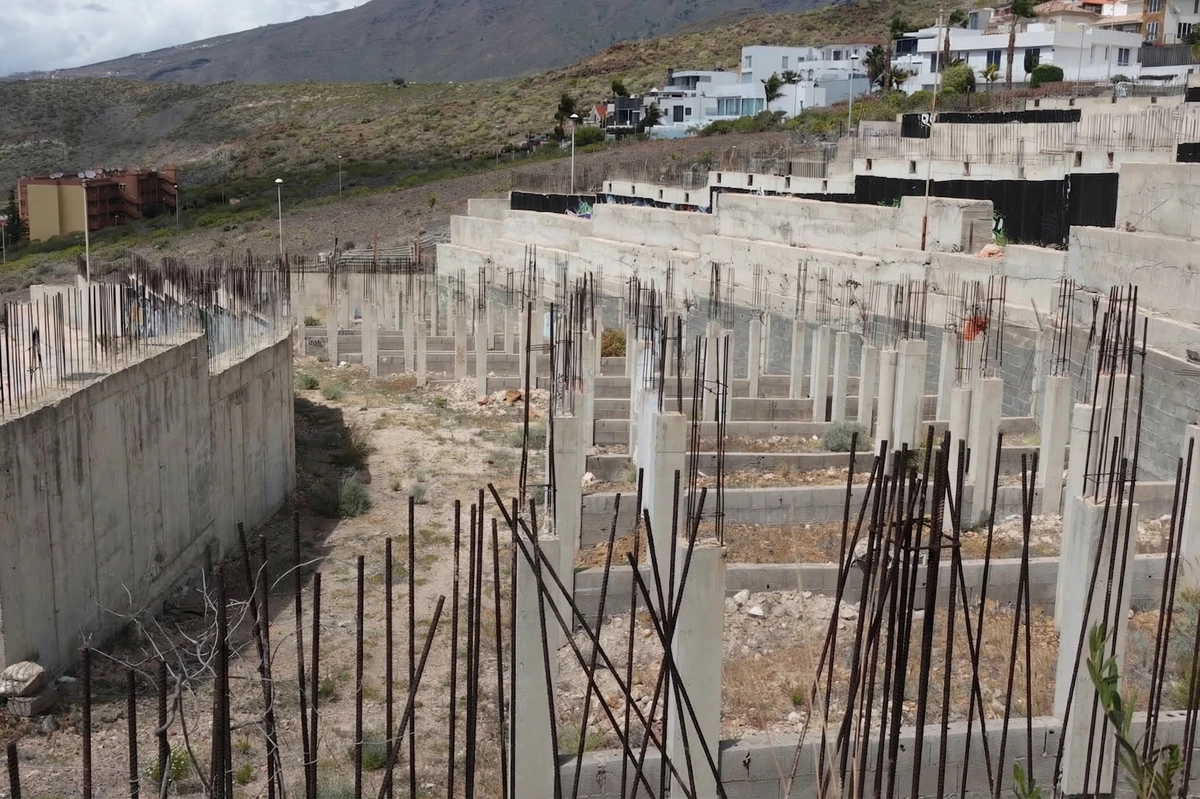 Obra parada en venta en calle Extremadura 19-24, Adeje (Santa Cruz de Tenerife) - Imagen 6