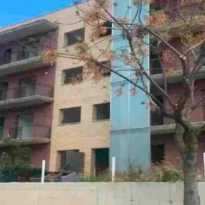 Obra parada en venta en calle Prat de la Riba, Constantí (Tarragona)