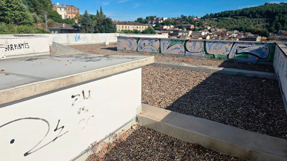 Obra parada en venta en calle Victoria, Arenas de San Pedro (Avila) - Imagen 6
