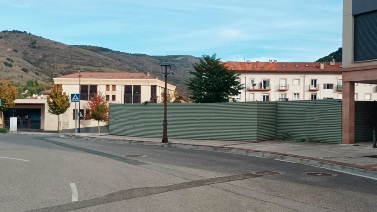 Obra parada en venta en calle Eliseo Cardaso, Ezcaray (Logroño)