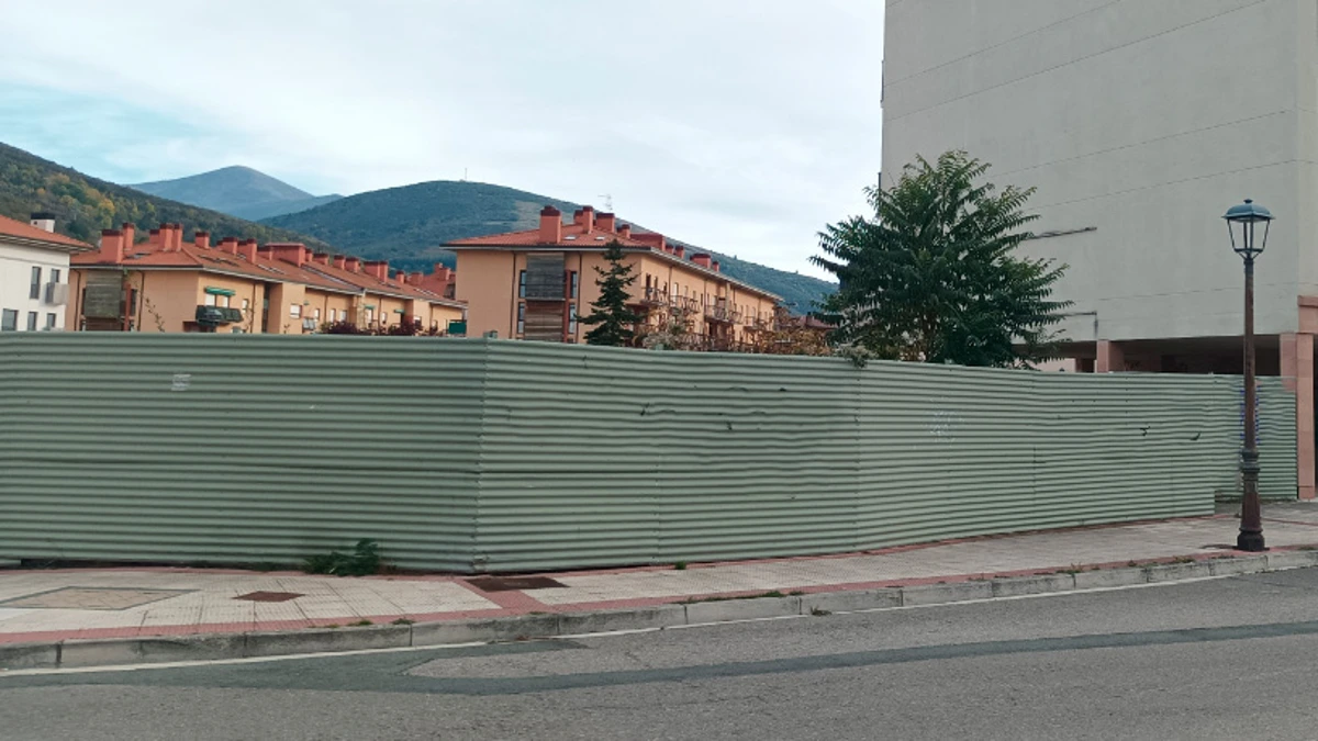 Obra parada en venta en calle Eliseo Cardaso, Ezcaray (Logroño) - Imagen 2