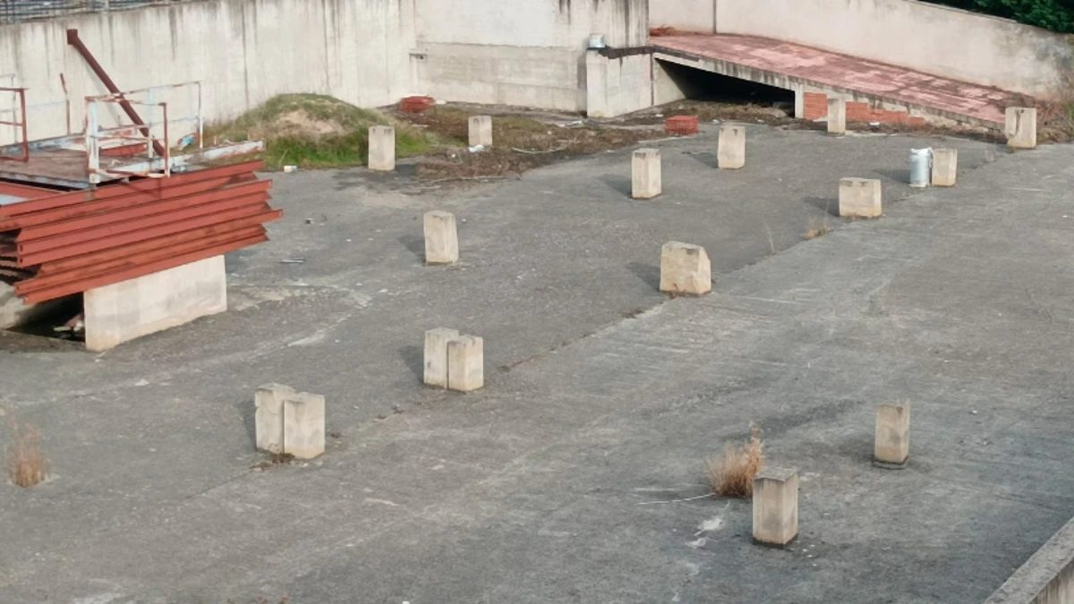 Obra parada en venta en calle Eliseo Cardaso, Ezcaray (Logroño) - Imagen 4