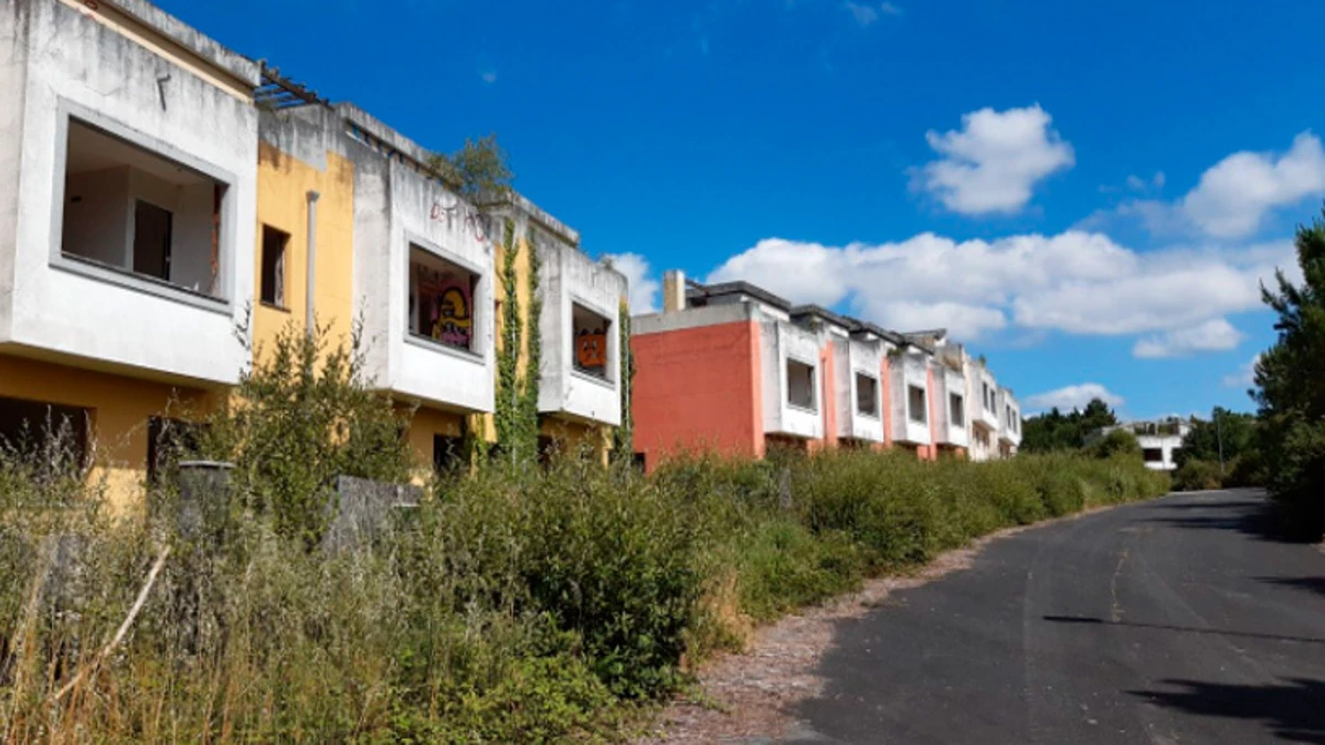 Obra parada en venta en lugar La Ramallosa, Teo (A Coruña) - Imagen 2