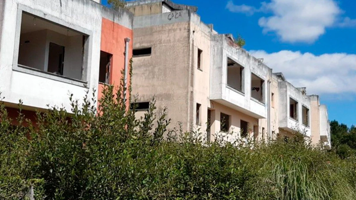 Obra parada en venta en lugar La Ramallosa, Teo (A Coruña) - Imagen 9