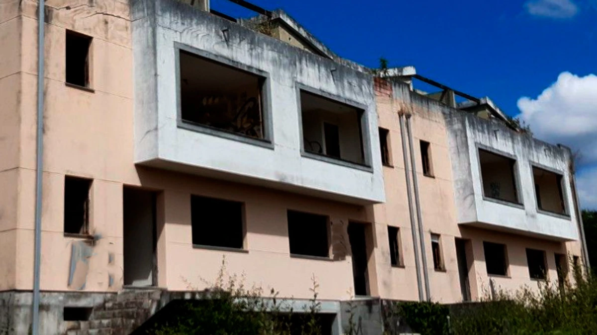 Obra parada en venta en lugar La Ramallosa, Teo (A Coruña) - Imagen 11
