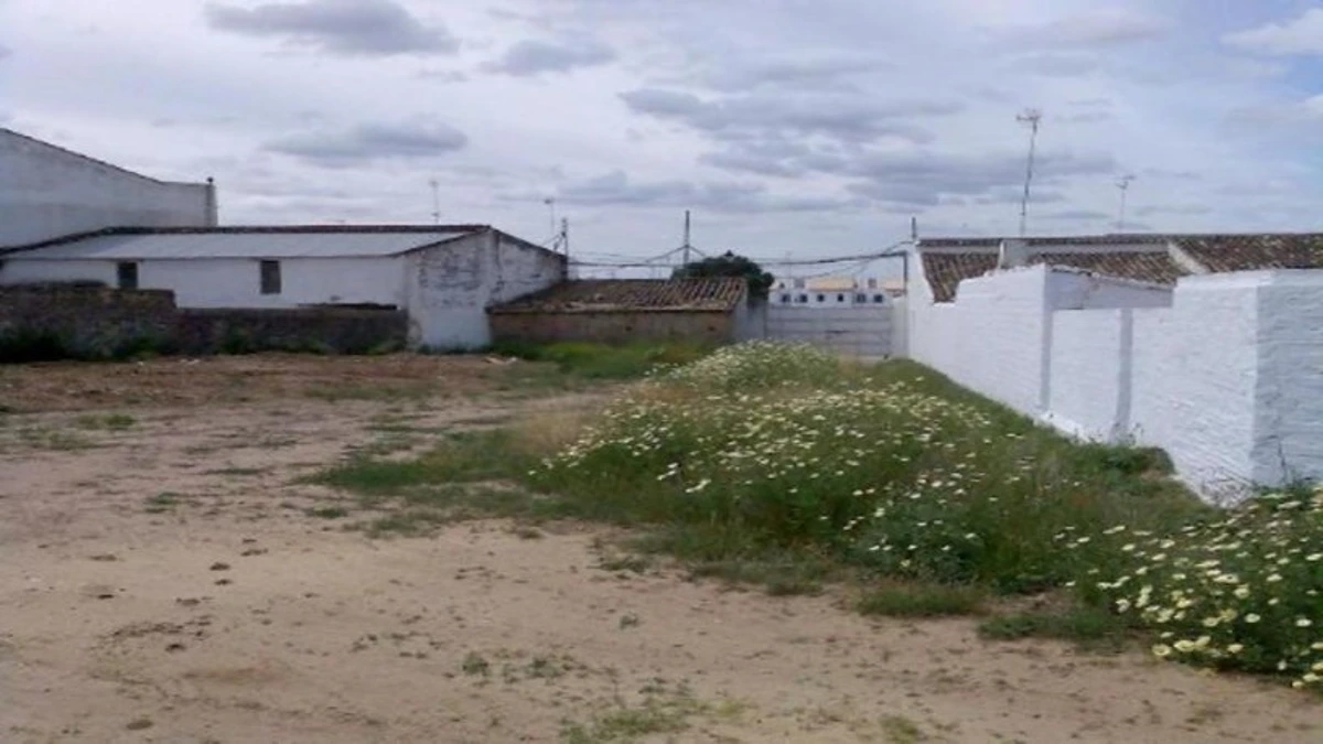 Obra parada en venta en cmno G A Becquer - Imagen 2