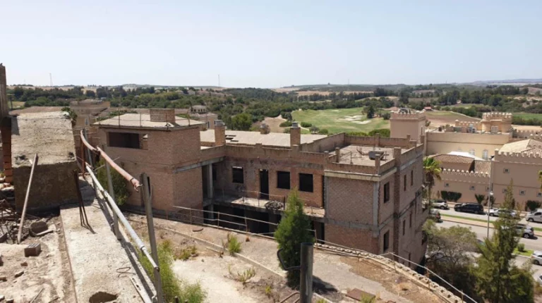 Obra parada en venta en urb Montecastillo, Manzana 2. Bloques B,m,s, Jerez de la Frontera (Cadiz)