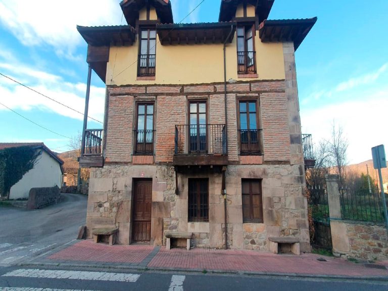 Edificio en Molledo , CANTABRIA
